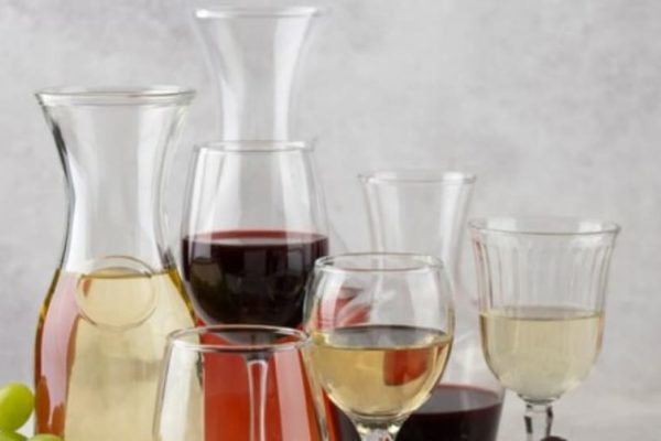 udivitelnye-domashnie-vina-iz-raznyh-stran