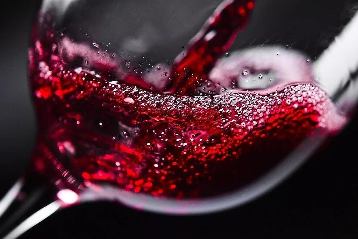 smorodina-domashnee-vino